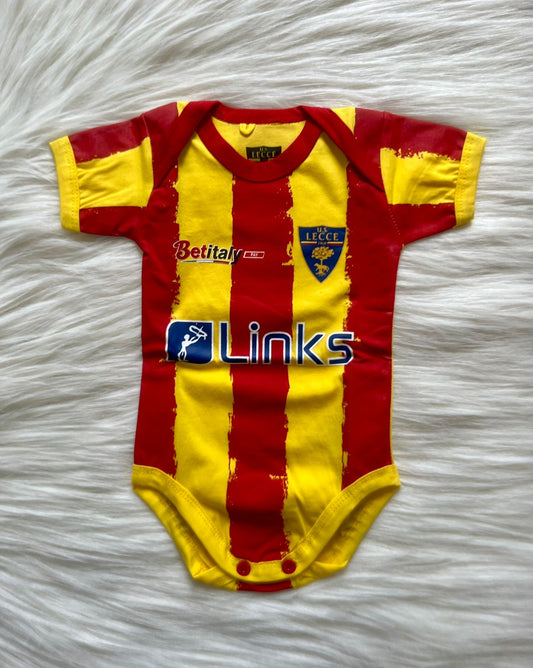 lecce home 22 front